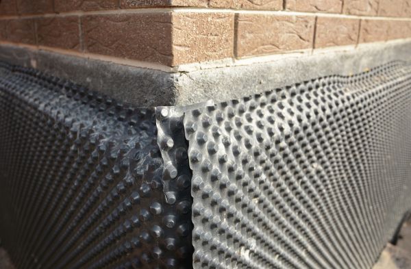 Cost of Crawlspace Waterproofing in Macomb